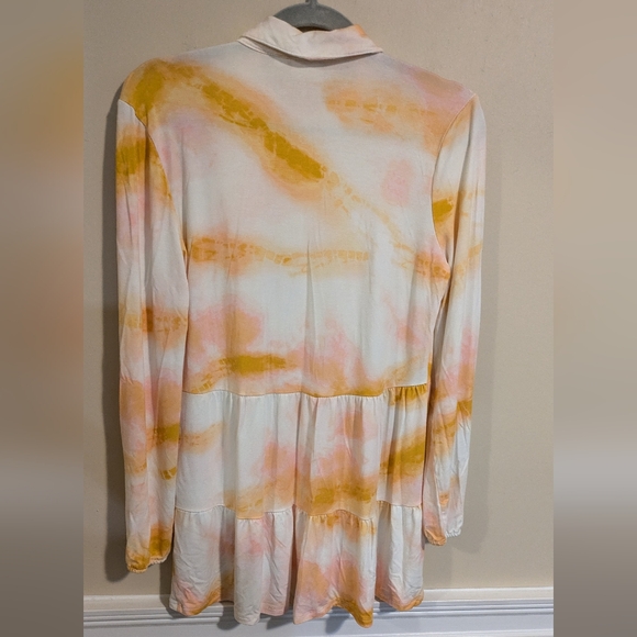 ❤️SALE❤️New Directions Tie Dye Shirt - Picture 5 of 7